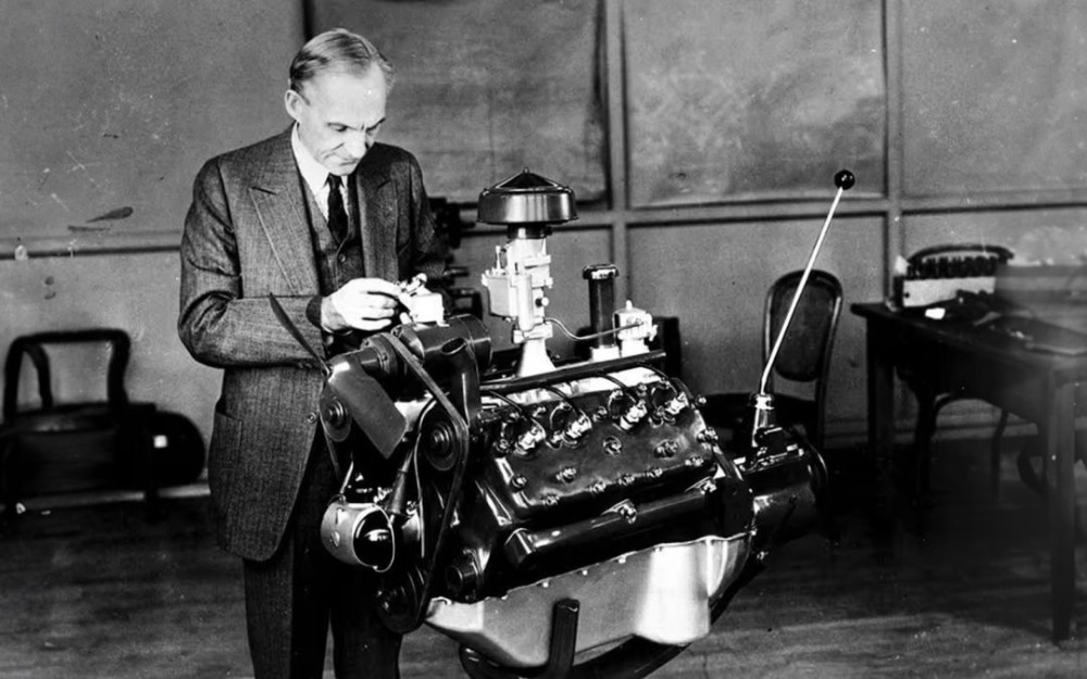 who invented the electric car starter